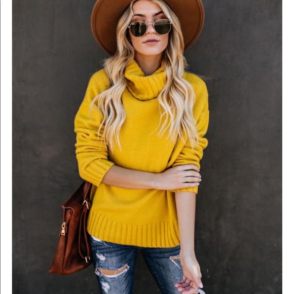 KIKO Chunky Turtleneck Sweater - Picture 2 of 8